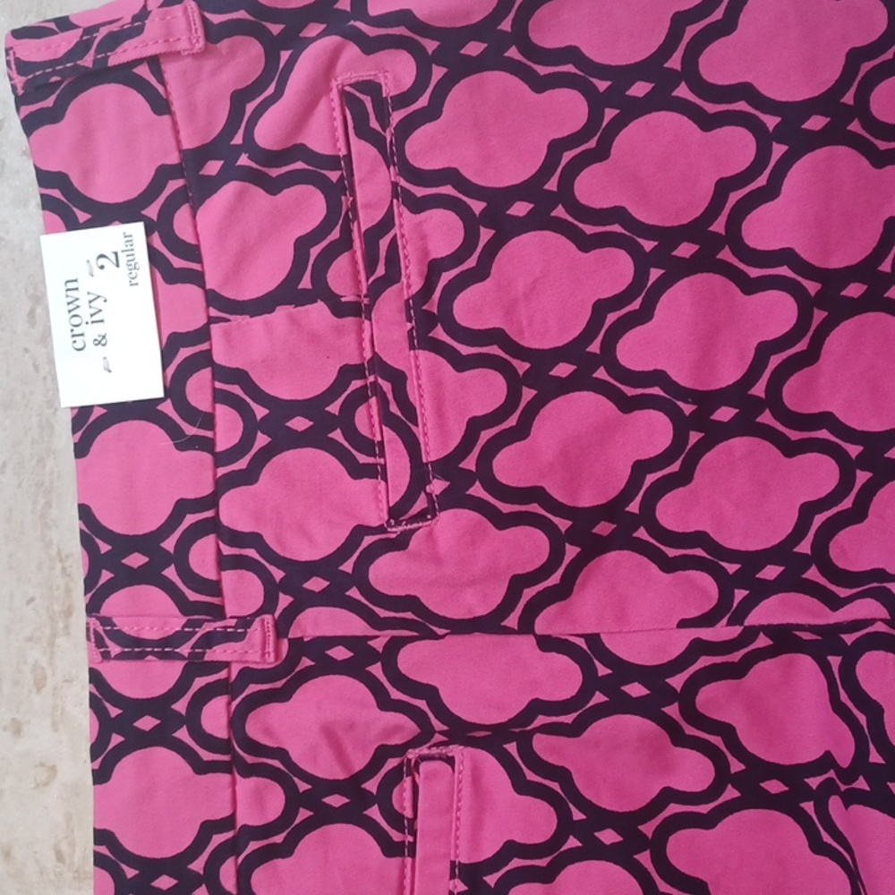 New Crown & Ivy Pink/Navy Design Print Shorts - Picture 9 of 9